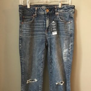 AMRICAN EAGLE JEANS